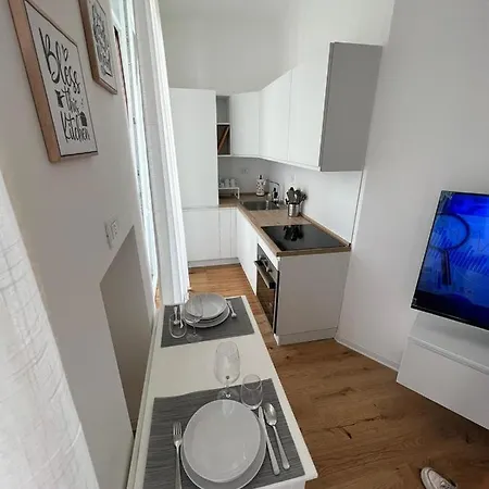 Apartment Piazza Dante 9 Center Town Genoa