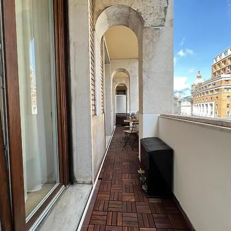 Piazza Dante 9 Center Town Apartment Genoa